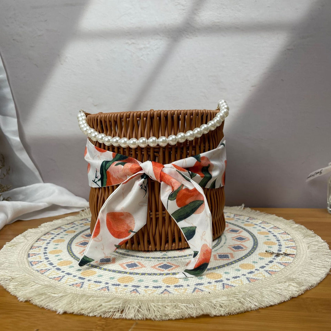 Women's stylish rattan container with pearl handle Kalsten