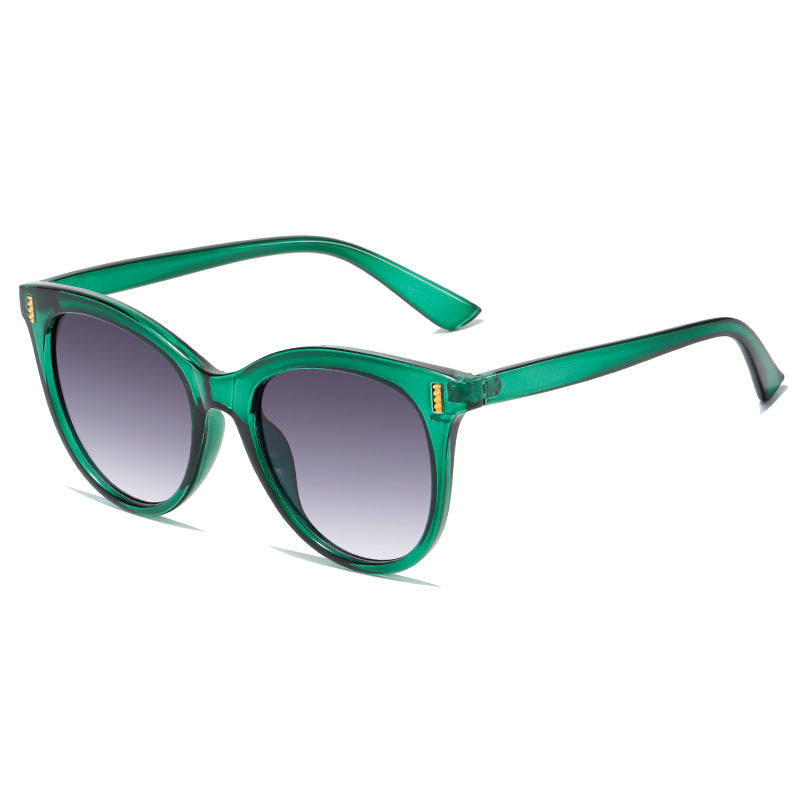 Women's fashionable cat-eye sunglasses with striking design Kalsten