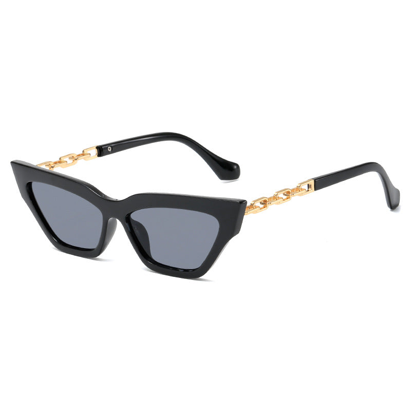 Women edgy cat-eye sunglasses with golden details Kalsten