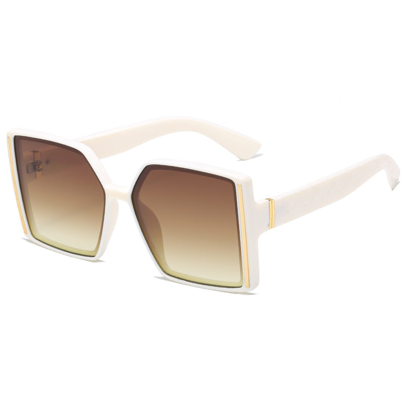 Women’s fashionable sunglasses in retro-inspired design Kalsten