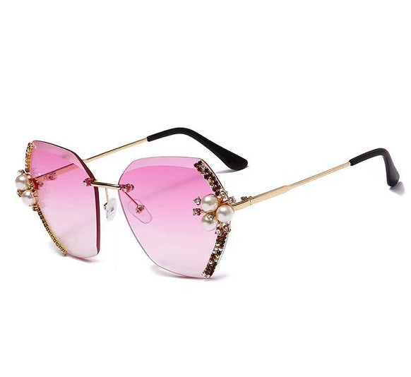 Women extravagant oversized sunglasses with pearl embellishments Kalsten