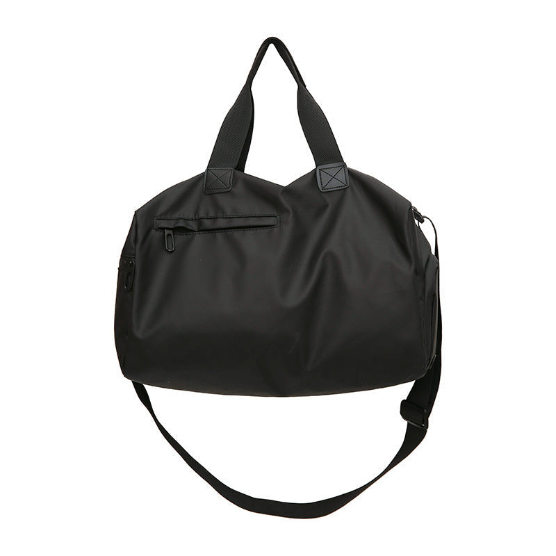 Sporty travel bag with robust and water-repellent material Kalsten