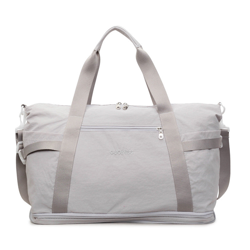 Sporty Travel Bag With Versatile Storage Options Kalsten