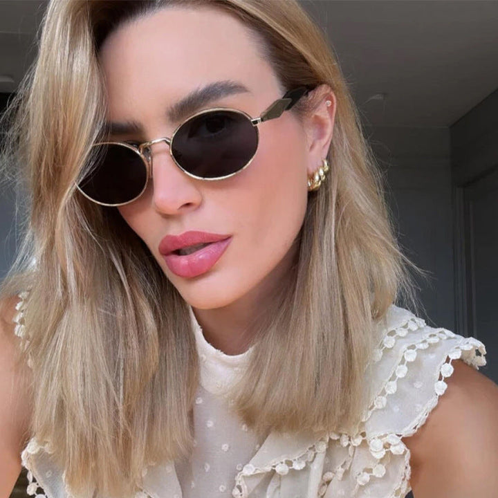 Women's designer sunglasses with high-quality round frame and protective UV filter Kalsten