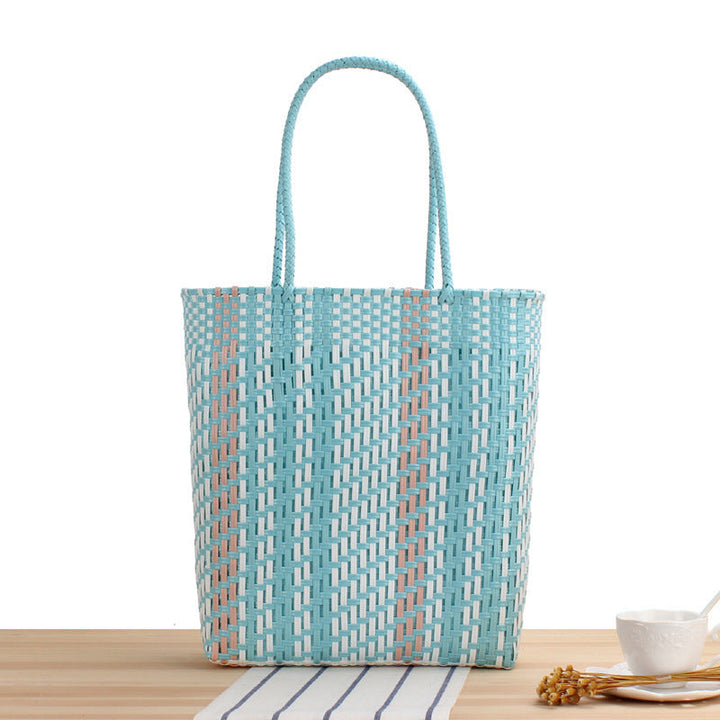 Braided beach bag with modern design and comfortable handles Kalsten