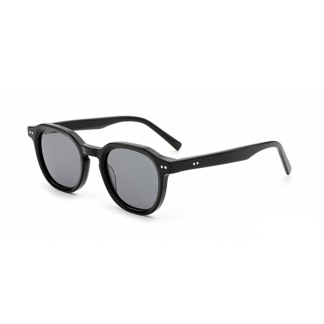 Ladies stylish sunglasses with distinctive design Kalsten