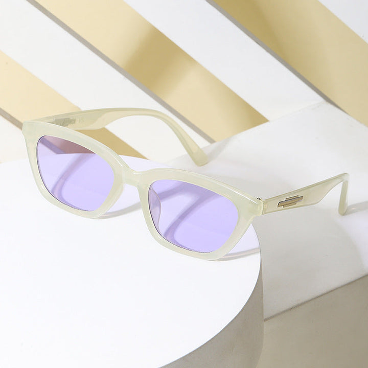 Women's fashionable Cat-Eye sunglasses with transparent frame and mirrored lenses Kalsten