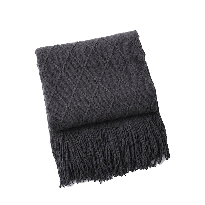 Women Elegant and stylish living and cuddly blanket with fringes Kalsten