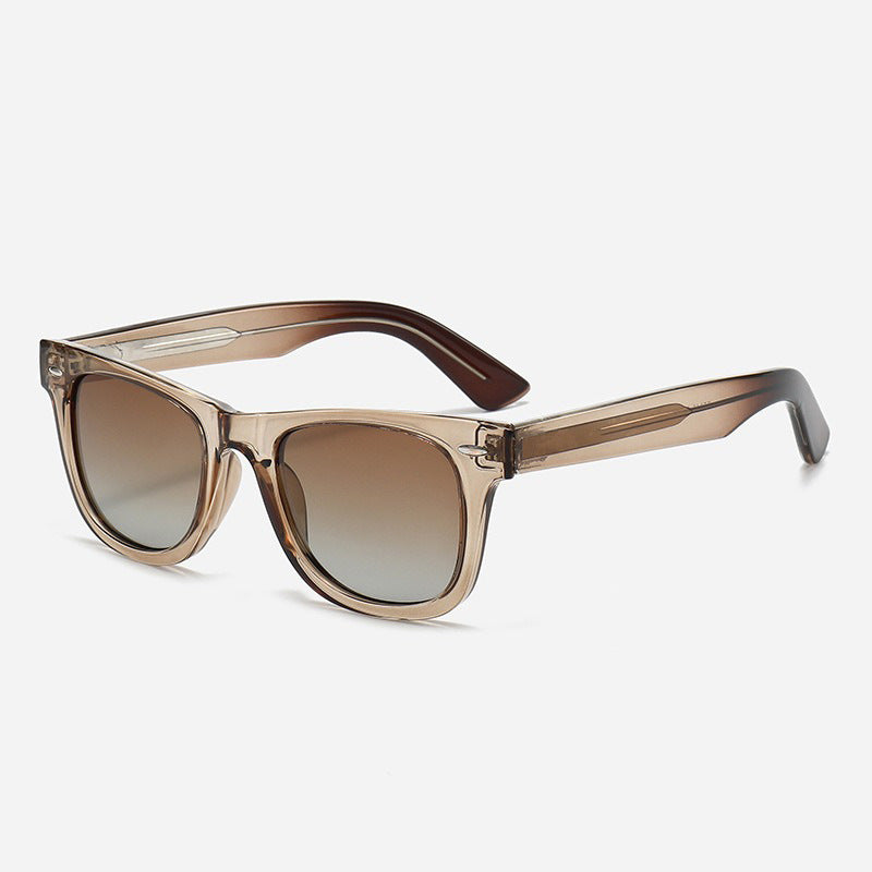 Ladies classic sunglasses with timeless design Kalsten