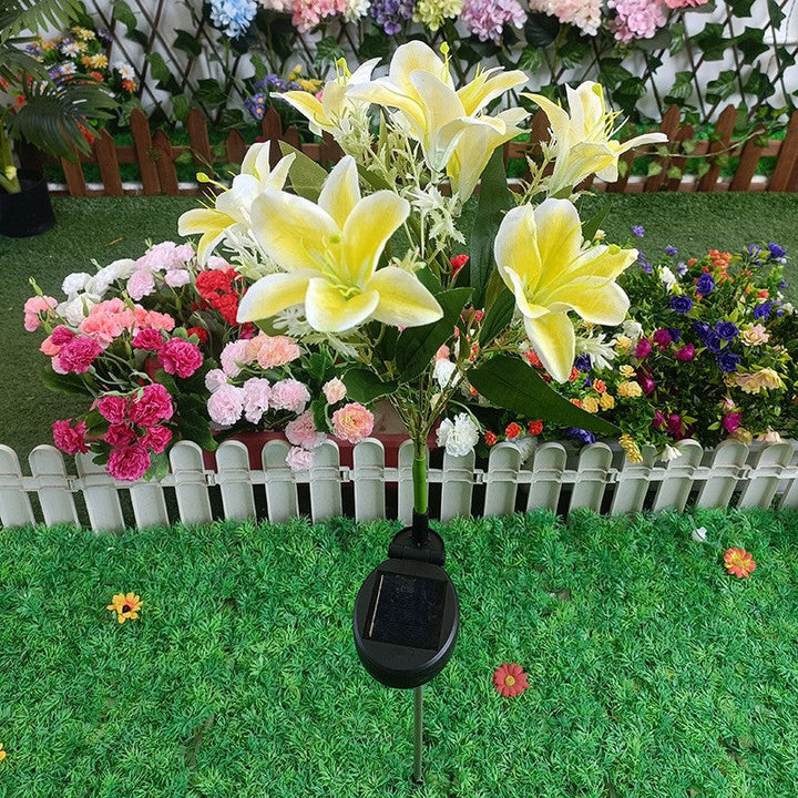 Solar-Powered Lifelike Lily Bloom Landscape Stake With Micro-LED Cluster And Telescopic Ground Spike Kalsten