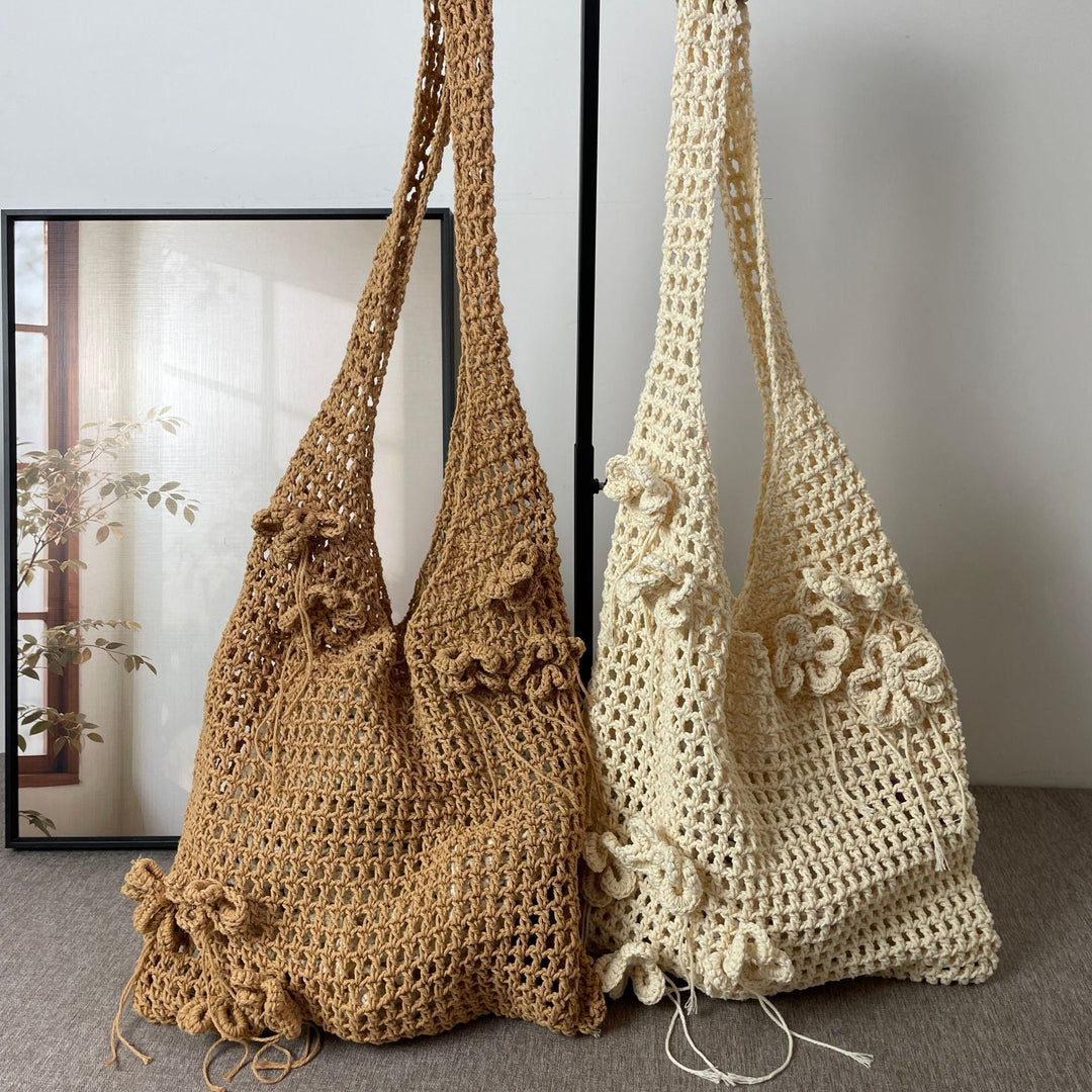Hand-knotted crossbody bag with floral pattern Kalsten