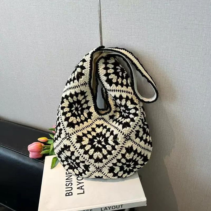Hand-knotted shoulder bag with unique floral pattern Kalsten