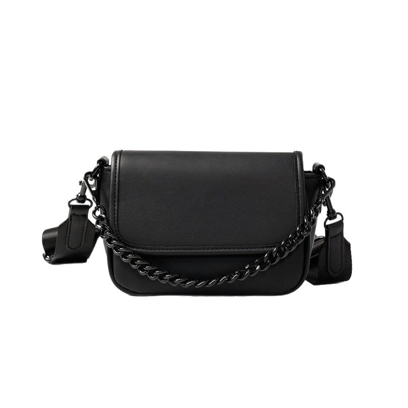 Elegant crossbody bag with chain shoulder strap Kalsten