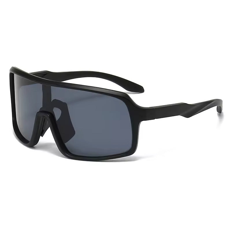 Ladies fashionable sunglasses in a futuristic design with large lenses Kalsten