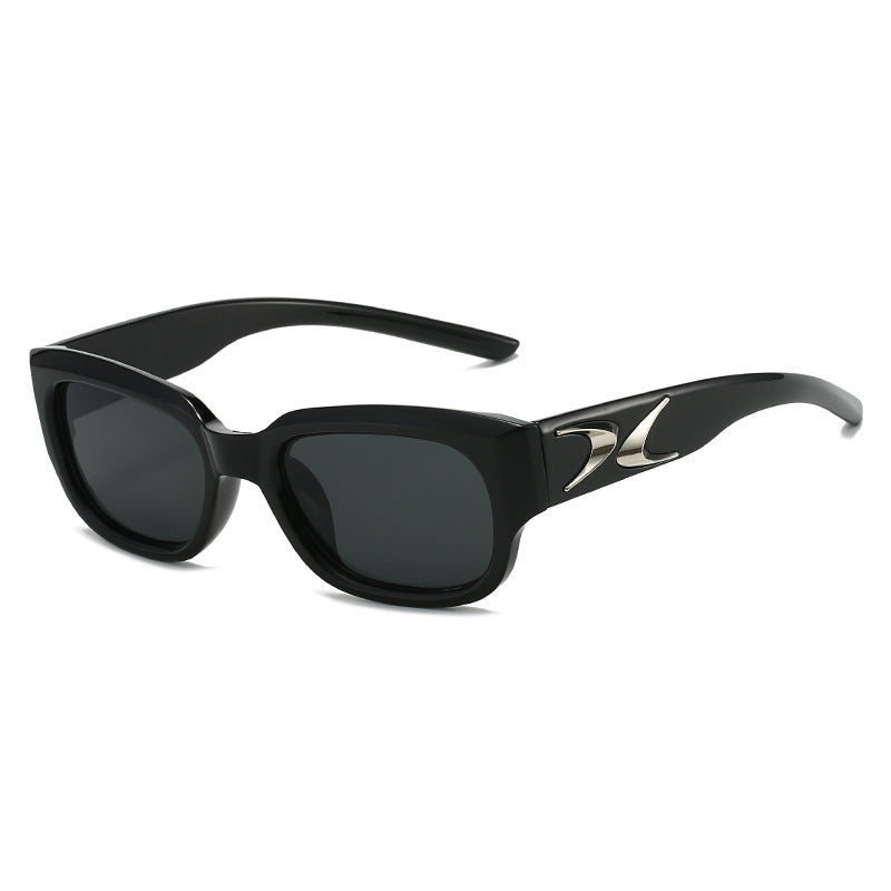Ladies stylish and fashionable sunglasses in elegant oversized design Kalsten