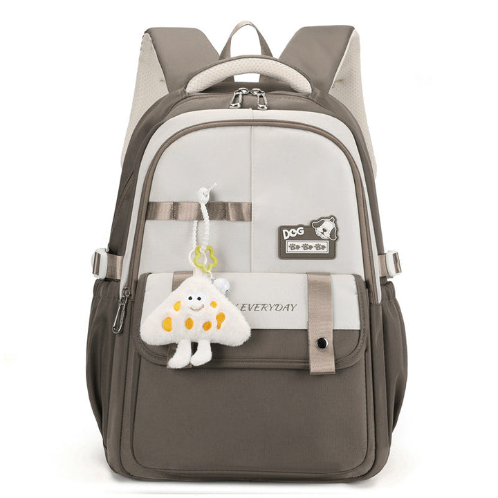 Child-friendly backpack made of high-quality material with fun pendants Kalsten