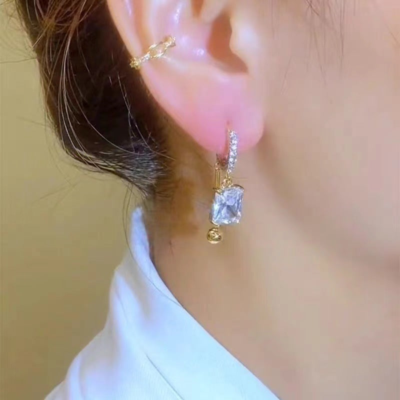 Dazzling Vintage-Style Drop Earrings Kalsten