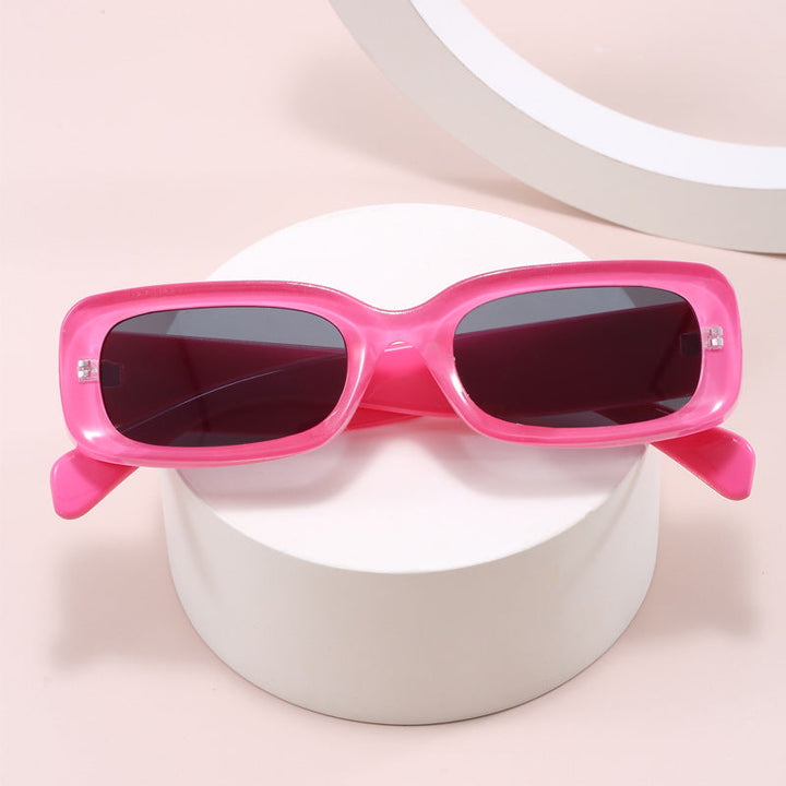 Women's stylish designer sunglasses with fashionable, rectangular frame Kalsten