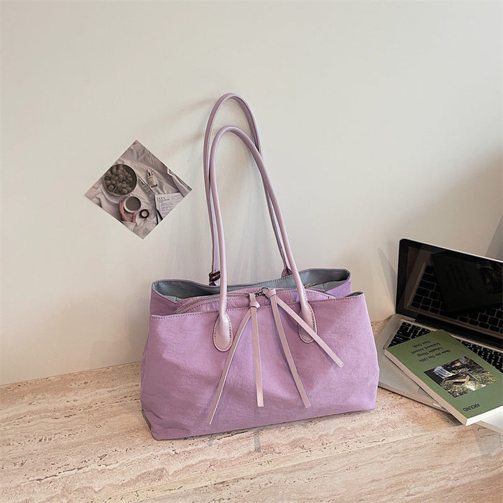 Elegant Tote Bag with Zipper and Practical Interior Pockets Kalsten