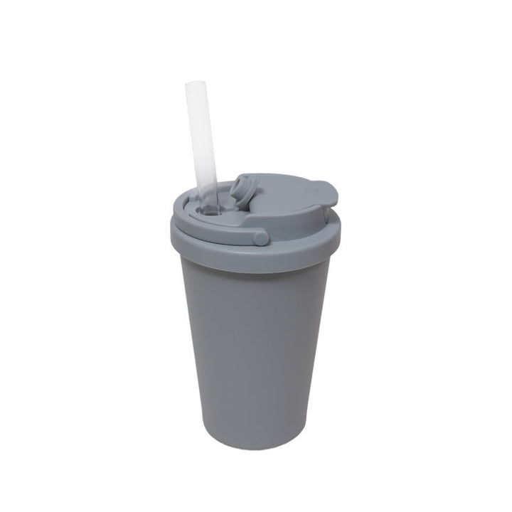 Ladies silicone drinking cup with secure closure system Kalsten