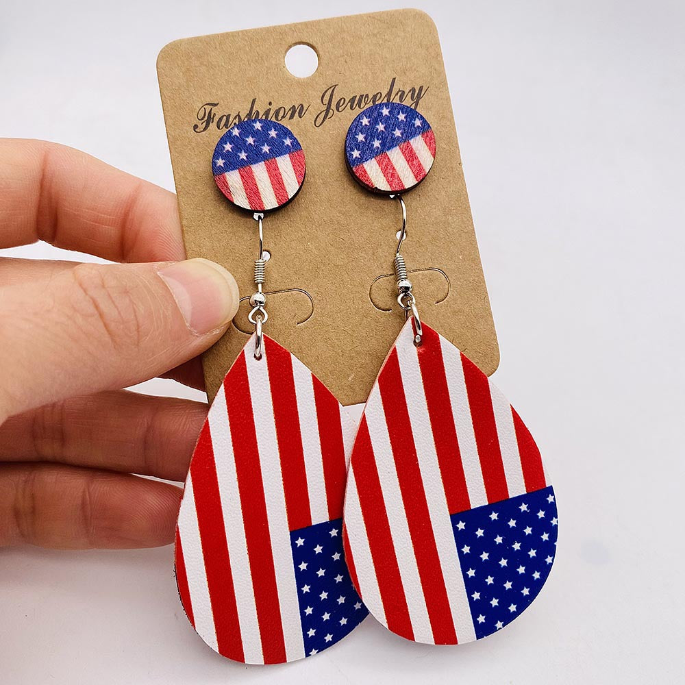 Women's nan lightweight drop earrings made of faux leather with star pattern and matching round ear studs Kalsten