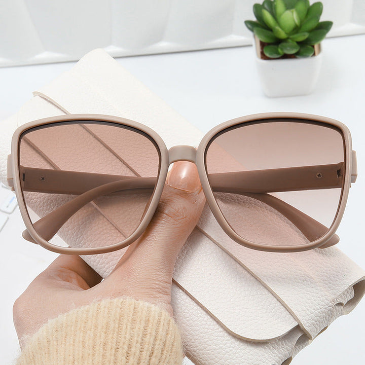 Women’s elegant oversized sunglasses in modern design Kalsten