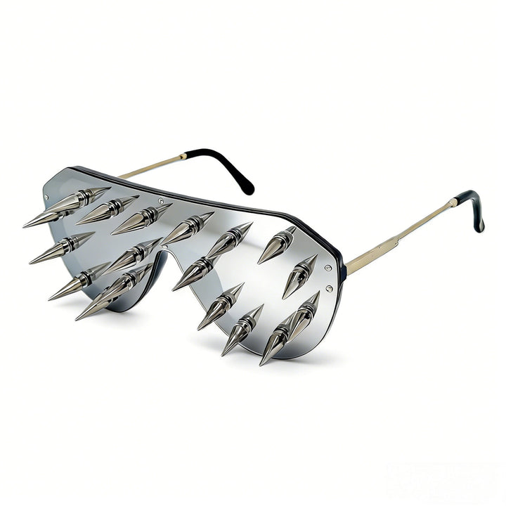 Women striking design sunglasses with spikes Kalsten