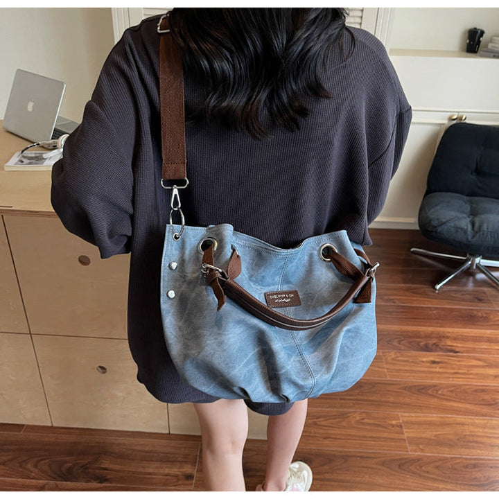 Everyday handbag with innovative carrying system Kalsten