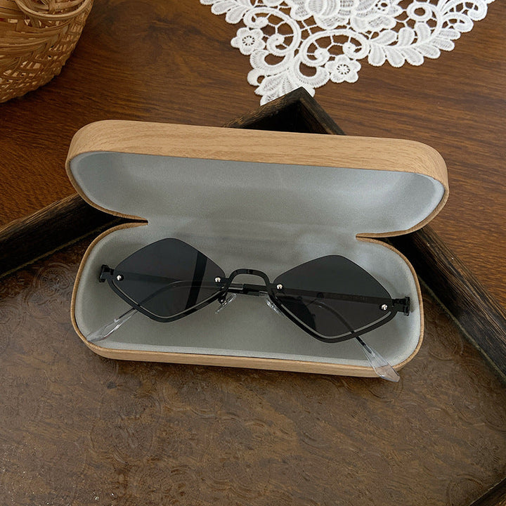 Fashionable Retro Sunglasses in Geometric Design Kalsten