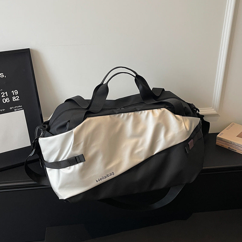 Women's sporty travel bag with innovative compartment system Kalsten
