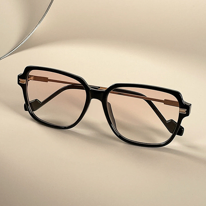Women’s trendy fashionable sunglasses with elegant metal detail Kalsten