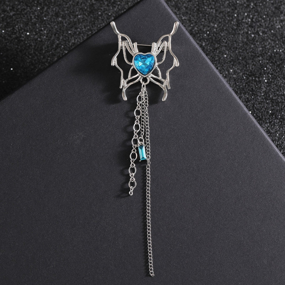 Elegant brooch with flower and chain motif Kalsten