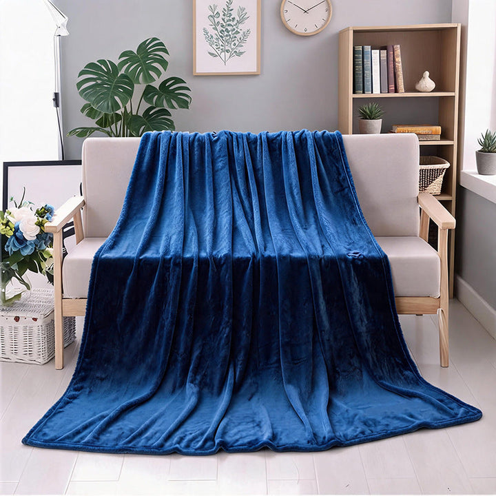 Women's Luxurious Blanket from Particularly Soft Microfiber Kalsten