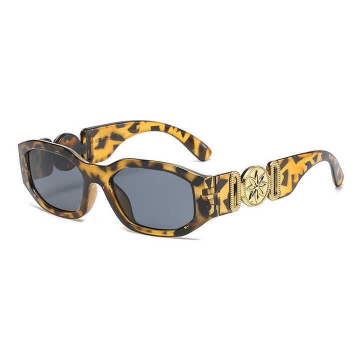 Ladies trendy and stylish sunglasses with luxurious details Kalsten