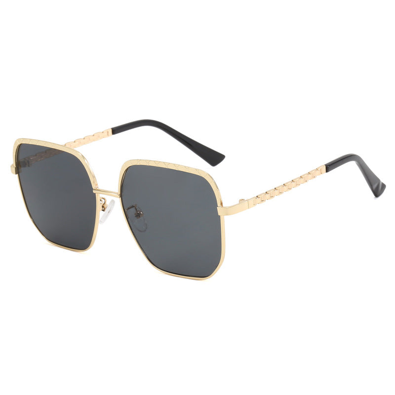 Ladies' fashionable sunglasses with square frame and stylish details Kalsten