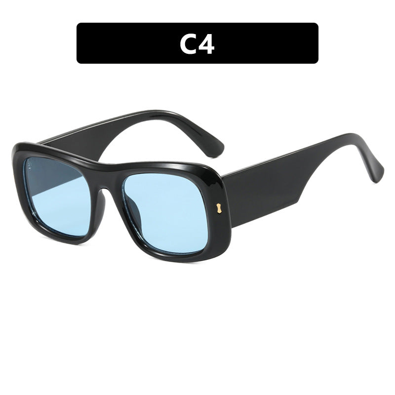Women's square sunglasses with reflective protective lenses and modern frame construction Kalsten