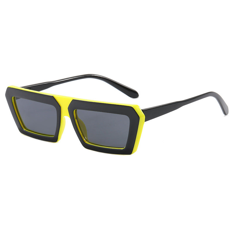 Women's fashionable sunglasses with a distinctive square frame and polarizing lenses Kalsten