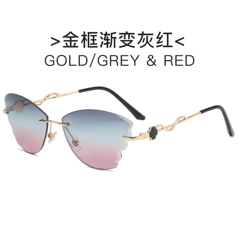 Women's extravagant Cat-Eye sunglasses with golden accents Kalsten