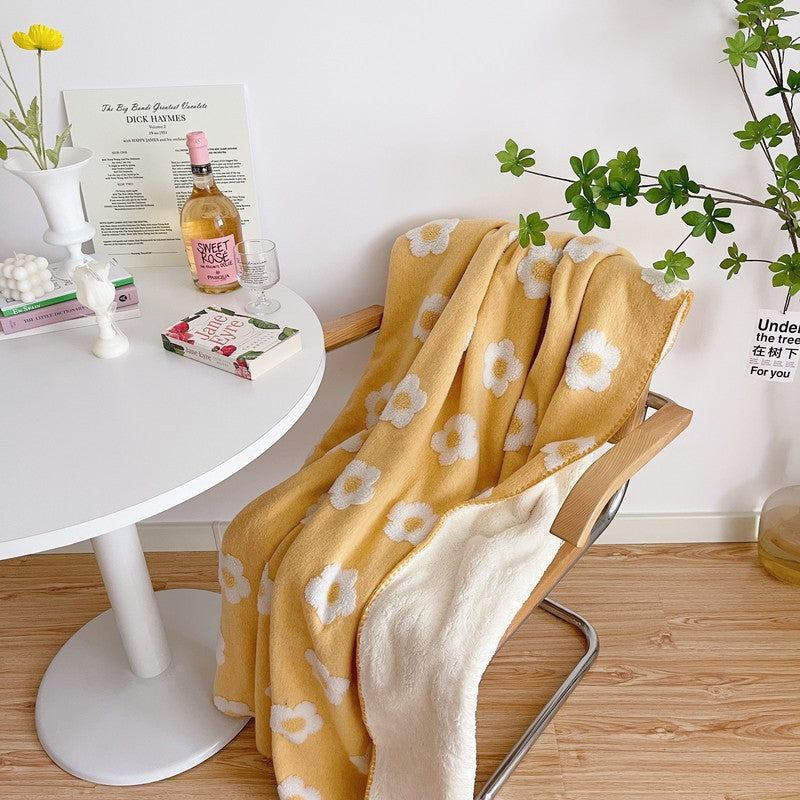 Unisex Cozy Cotton Blanket with Playful Flower Pattern Kalsten