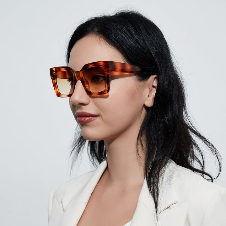 Women's trendy square sunglasses with transparent frame Kalsten