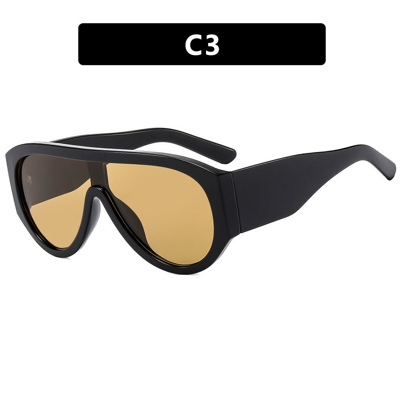 Women's fashionable privacy sunglasses with wide glamorous frame and UV protection Kalsten