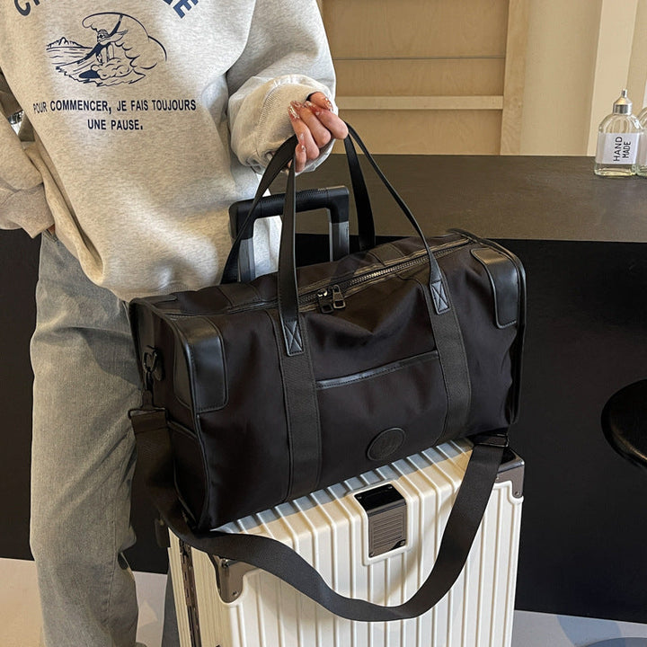 Sporty leisure duffel bag with durable material and adjustable shoulder strap Kalsten