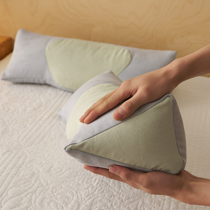Ergonomic Relax Cushion with Innovative Contour Kalsten