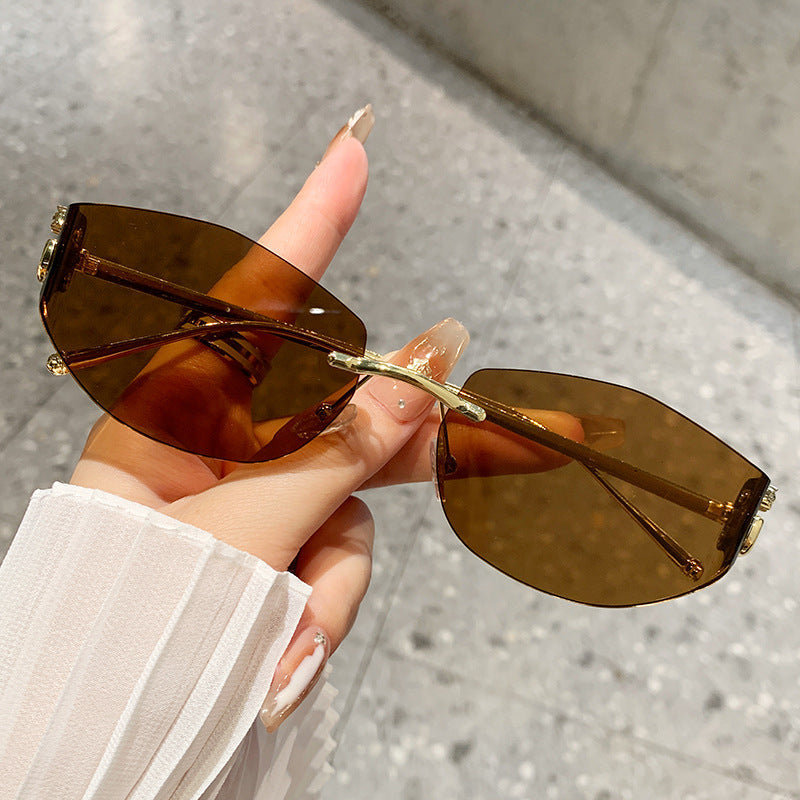 Women's fashionable sunglasses with innovative checkered design Kalsten