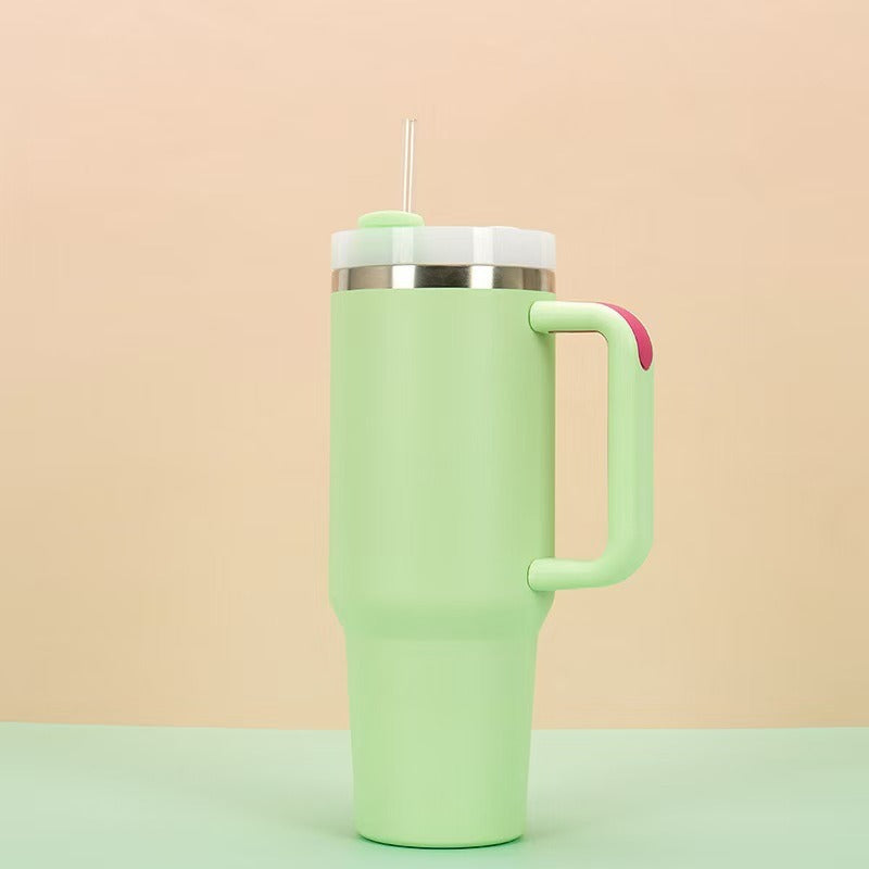 Ladies Insulated Mug with practical handling and integrated straw Kalsten