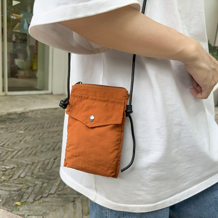 Practical Shoulder Bag with Water-Repellent Material and Adjustable Shoulder Strap Kalsten
