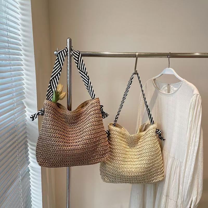 Large shopping bag with woven design Kalsten