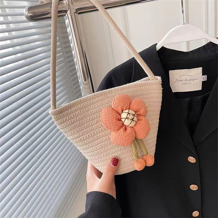 Flower-embellished shoulder bag Kalsten