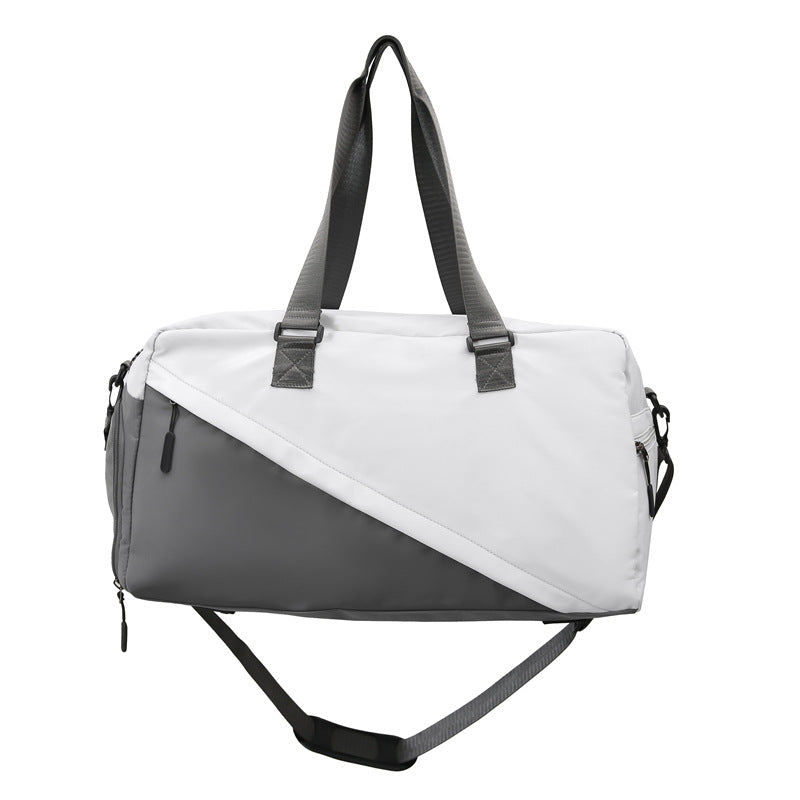 Sporty travel bag with ergonomic carrying options Kalsten
