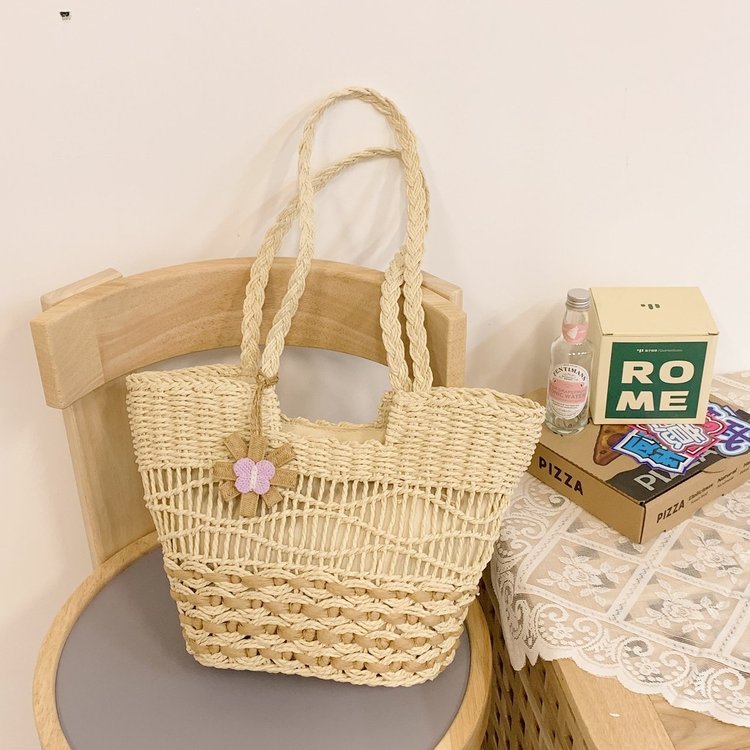 Handcrafted wicker basket Kalsten